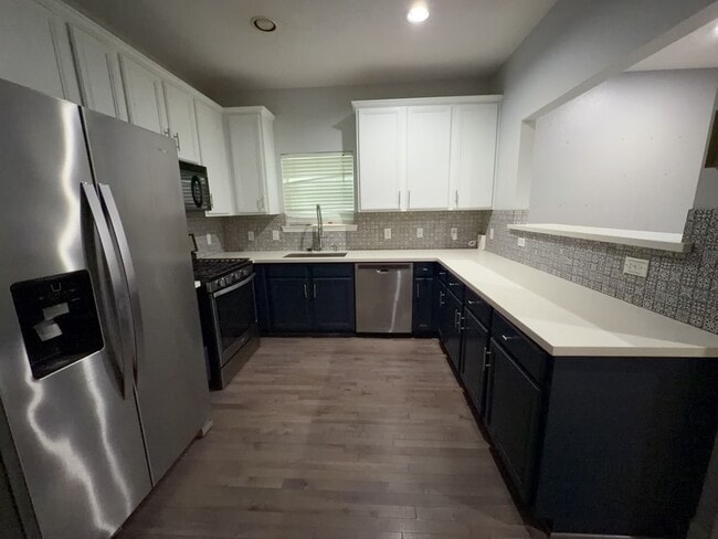 Photo - 1828 Fletcher St