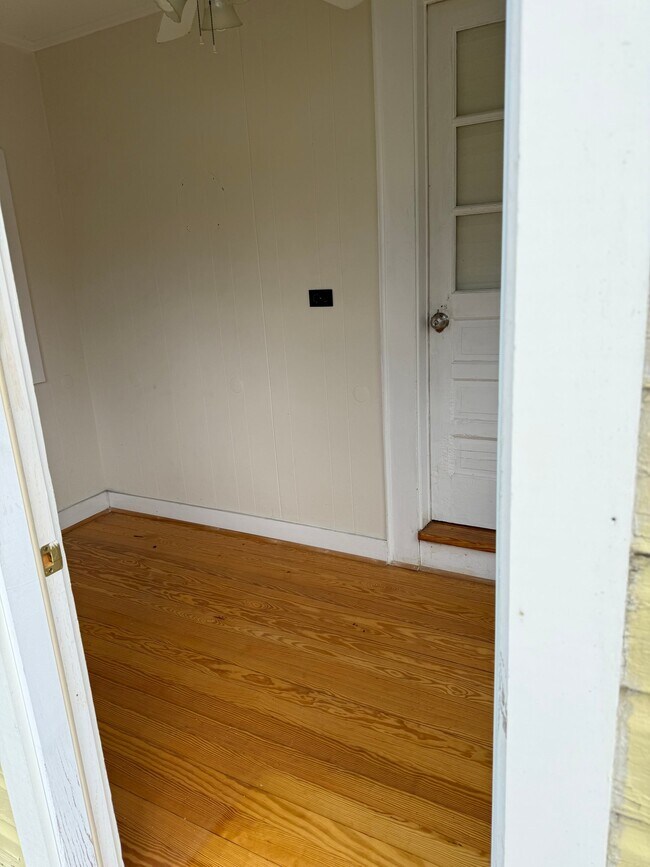 Photo - 185 Waterville Rd Unit A