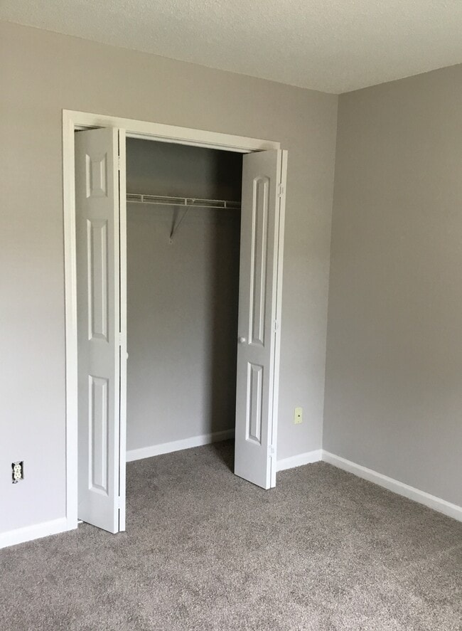 Photo - 3 Bedroom in Glenn Eagle Subdivision!