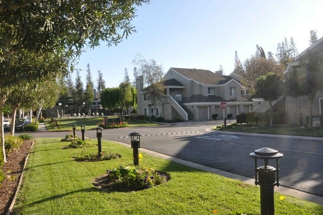 Photo - 1701 Parkview Green Cir Unit 1701 PARKVIEW GREEN CIRC