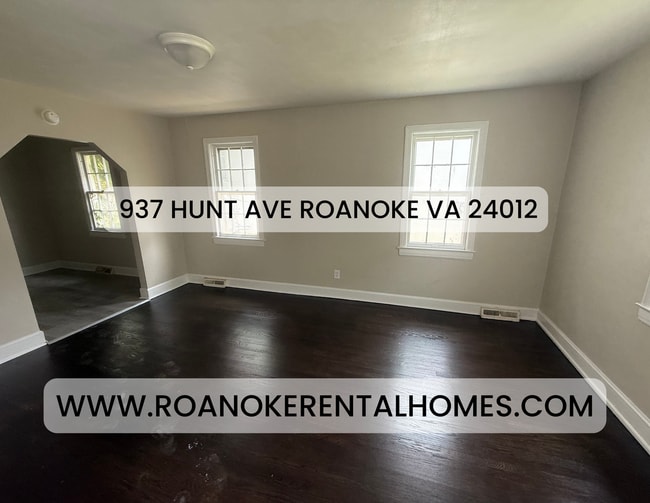 Photo - 937 Hunt Ave NW