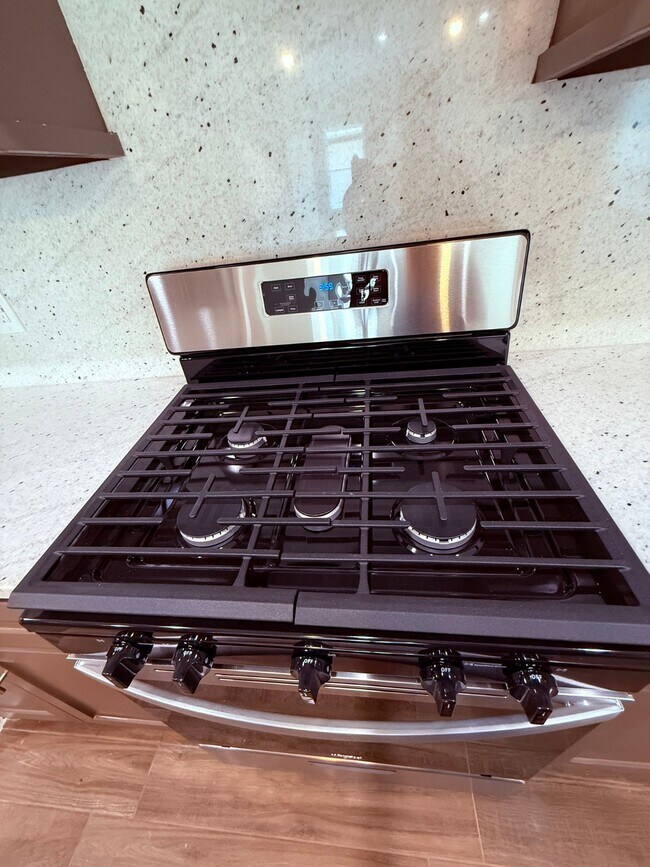 Photo - 14880 Coaltown Rd