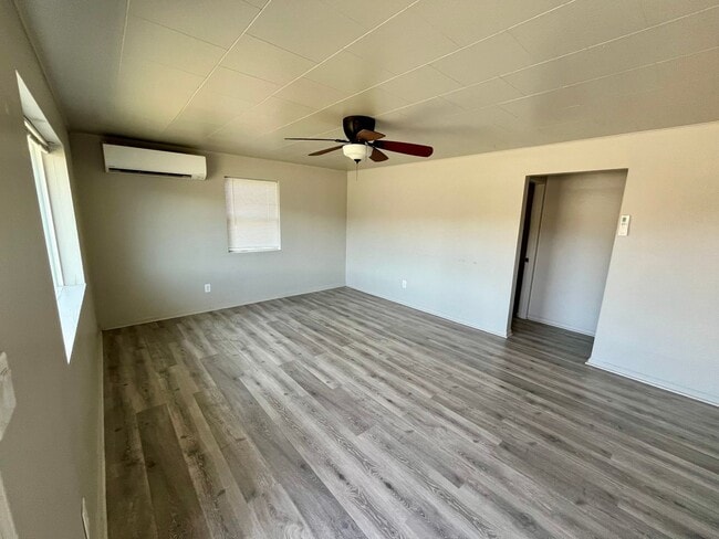 Photo - 2 Bedroom 1 Bath Selah Home For Rent