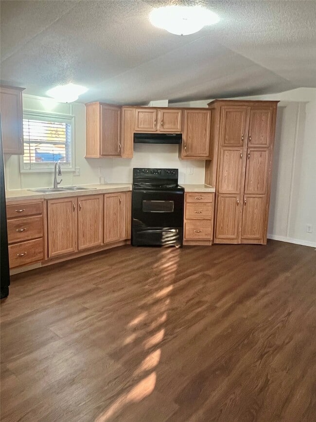 Photo - 24413 Tree Ln