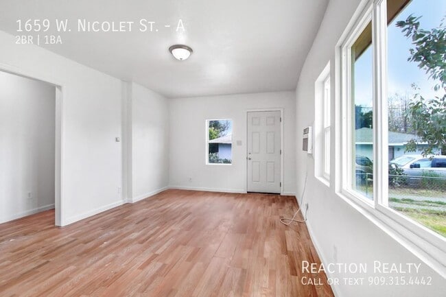 Photo - 1659 W Nicolet St Unidad A