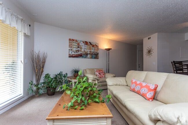 2HAB, 1BA - 1,000 ft²