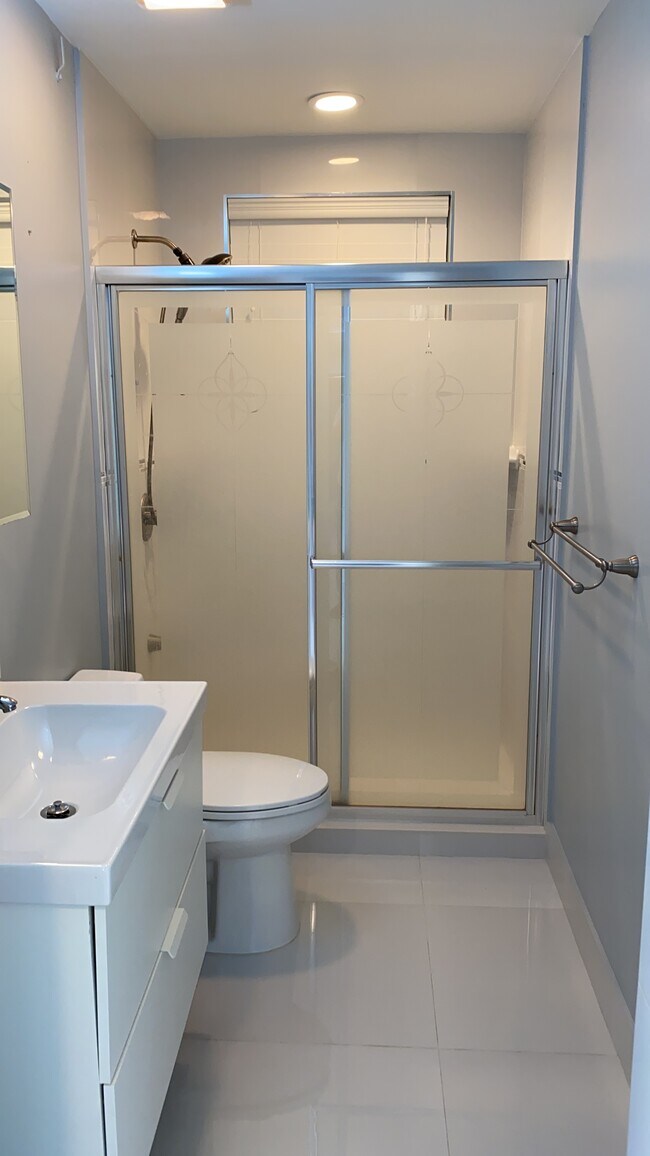 Baño - 20421 SW 104th Ct Unidad EFFICENSE