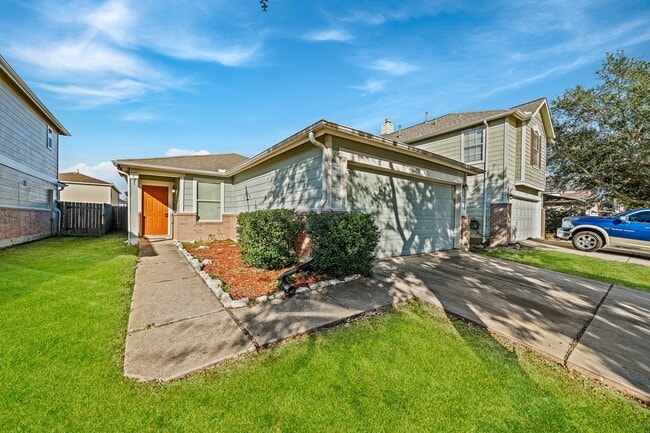 Photo - 20758 Cypress Crescent Ln