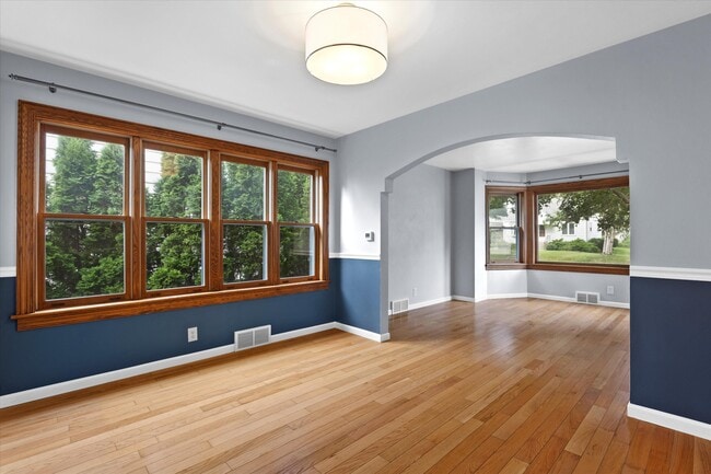 Building Photo - 4020 S 2nd St Rental