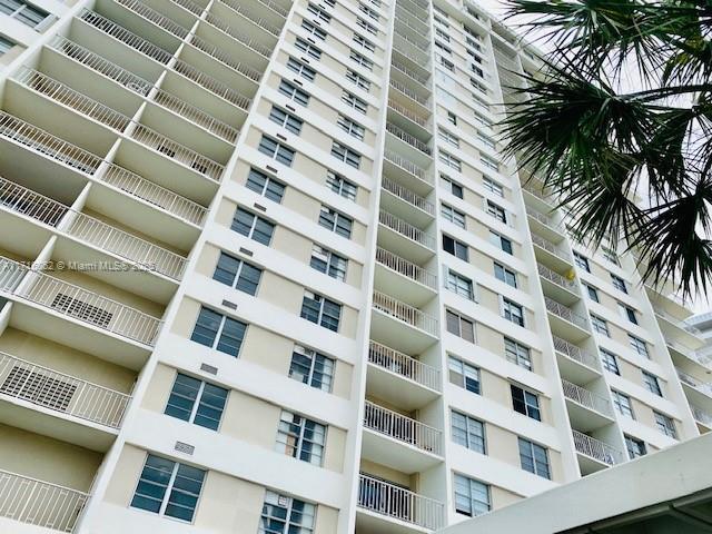 Photo - 300 Bayview Dr Condominio Unidad PH01