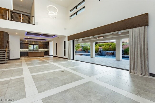 Photo - 94 Glade Hollow Dr