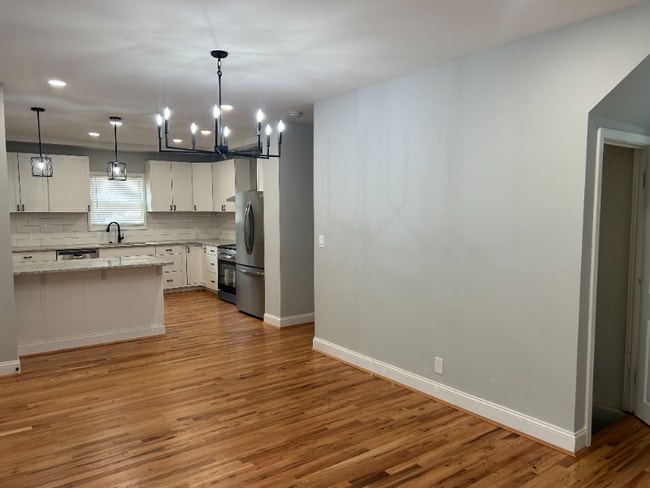 Photo - 127 Meridian St