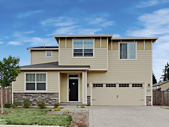 Building Photo - 9011 NE 165th Ave