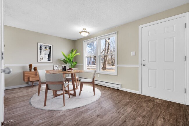 Entrenador Lantern - Coach Lantern Apartments, LLC