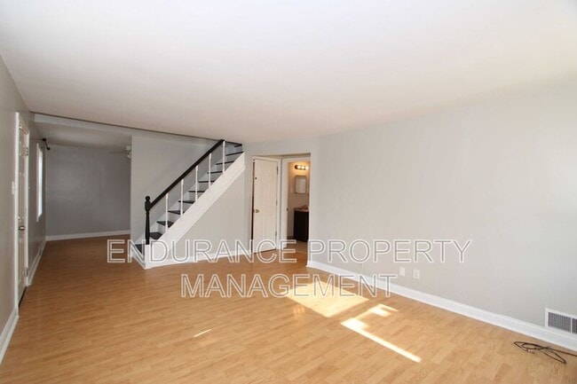 Photo - 3970 Roswell Ave