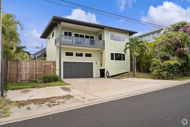 Building Photo - 2755 Panepoo St Rental