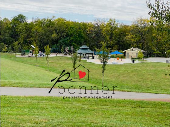 Photo - 509 NE Newport Dr