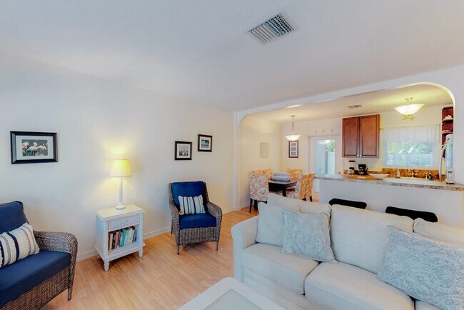 Photo - 207 75th St Unidad SI ID1591380P