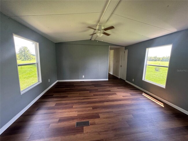 Photo - 7238 Halima Rd