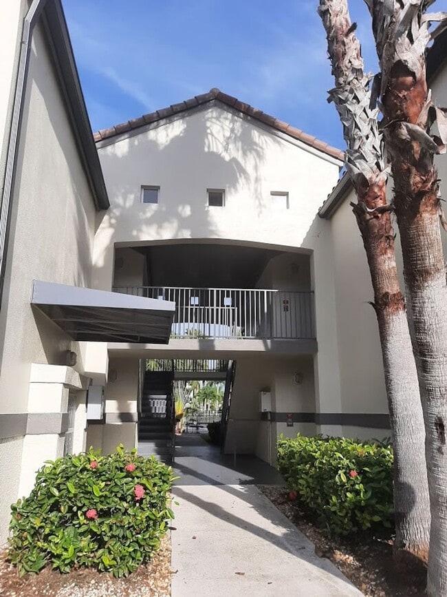 Photo - 3405 Winkler Ave Ext Casa
