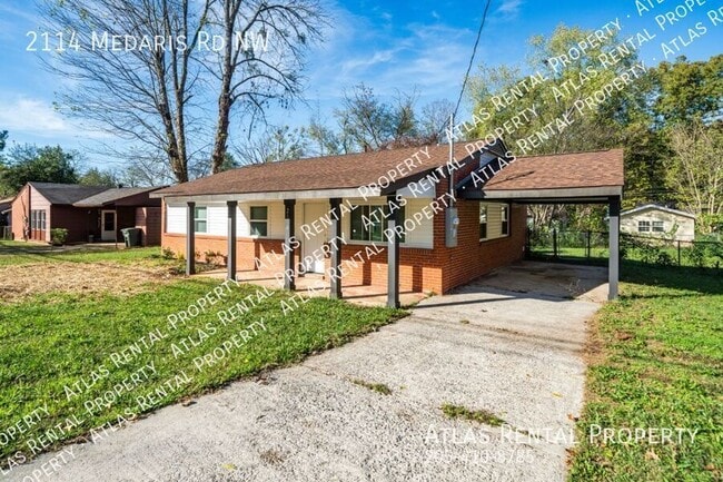 Photo - 2114 Medaris Rd NW