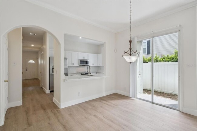 Photo - 2704 E Central Blvd