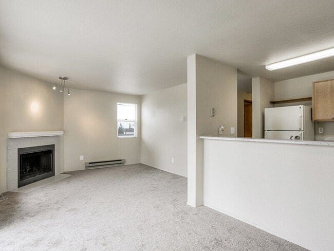 Building Photo - Sunnydale