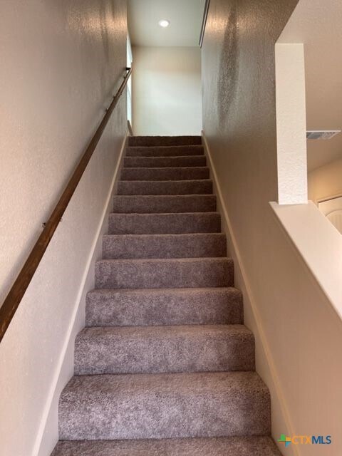 Photo - 1701 Montell St