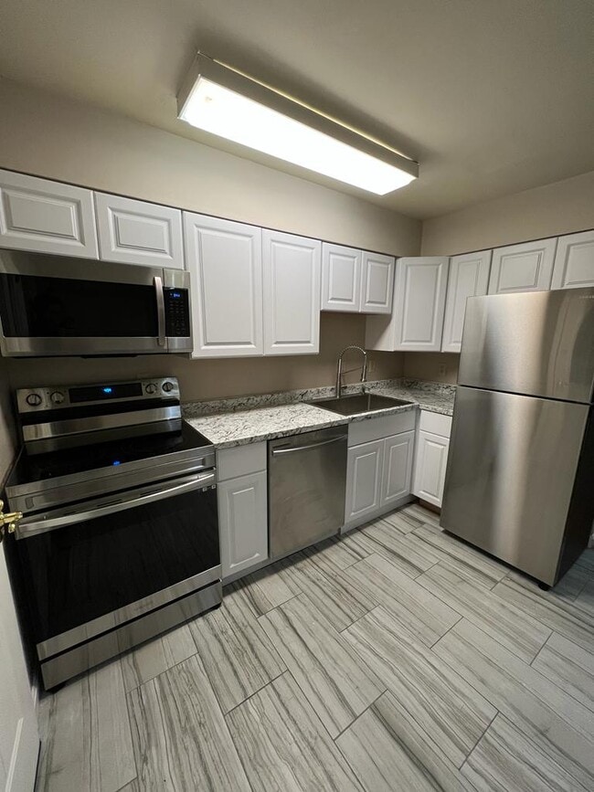 Photo - 220 Mascoma St Unidad 54