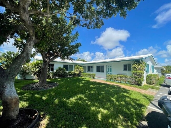 Photo - 18 Ave Villas LLC