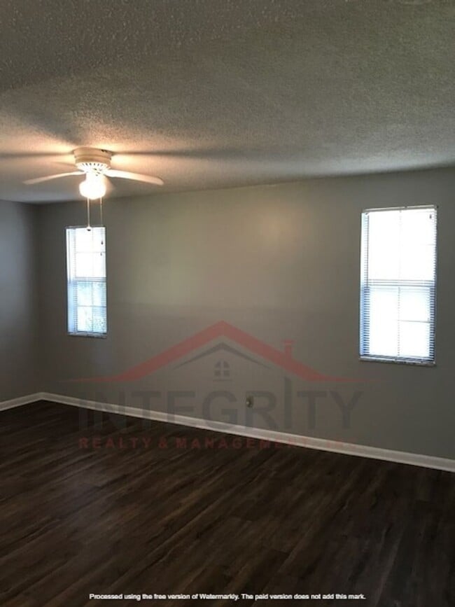 Photo - 3 bed/2 bath in Orange Park