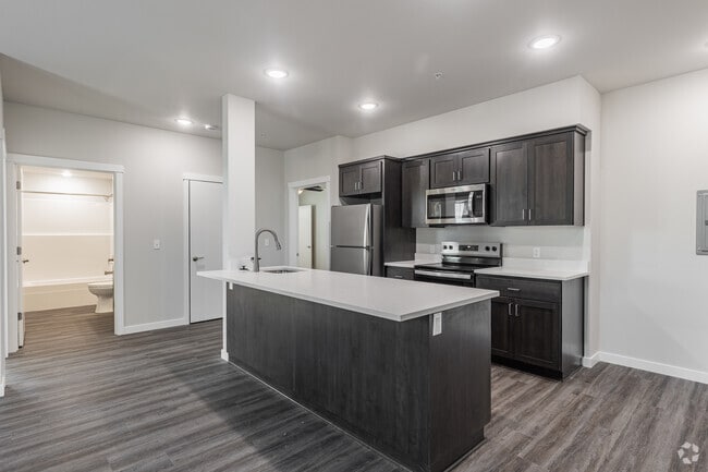 2 habitaciones, 2 baños - 882 pies cuadrados - Cocina - New Luxury Apartments in South Salem