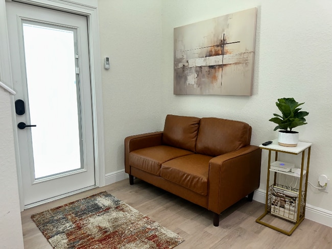 1001 Jenkins St Unit B