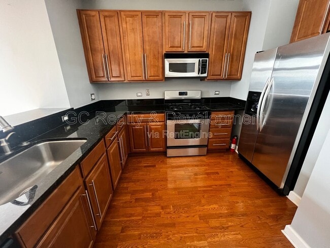 Photo - 1600 S Prairie Ave Unidad 1307