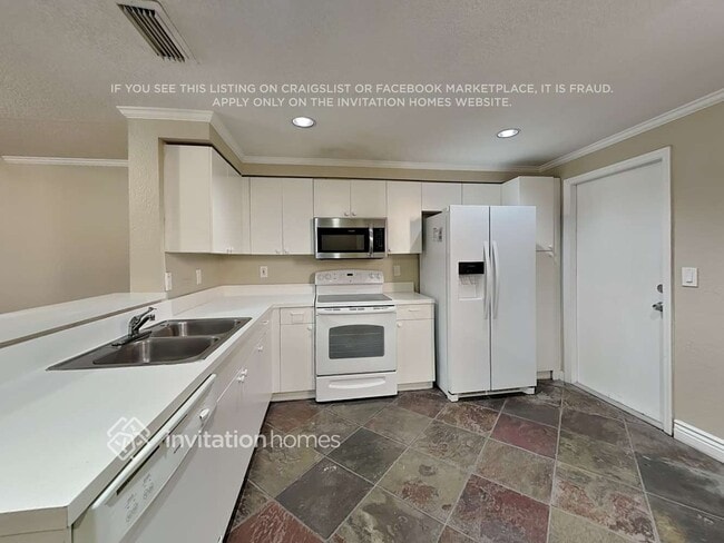 Photo - 1392 Coronado Rd