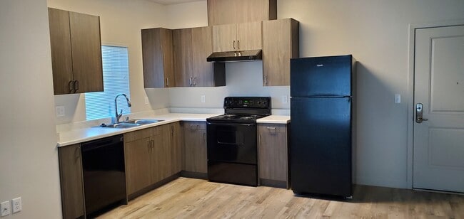 Photo - Fair Oaks Senior