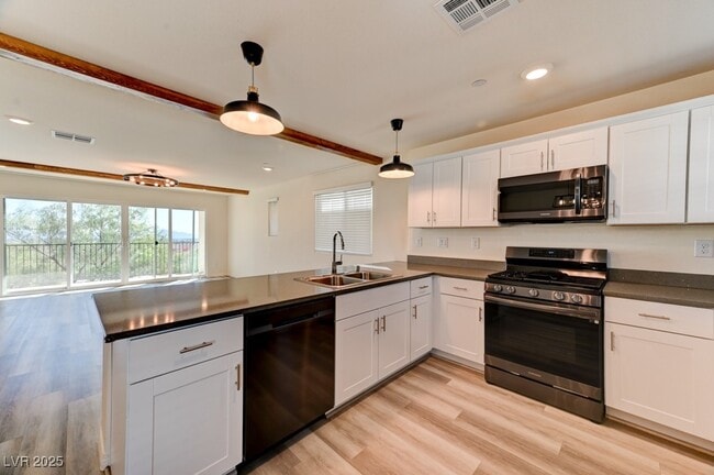 Photo - 3736 Enchanted Sky St