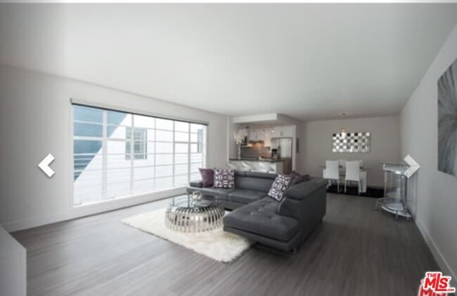 Photo - 131 S Maple Dr Unidad 204