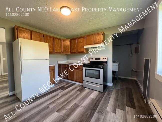 Photo - 1372 Massachusetts Ave