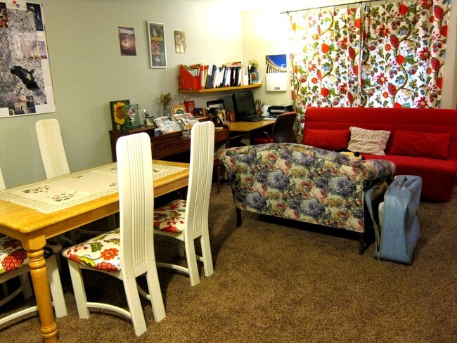 Photo - 1601 Lyndhurst Dr