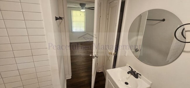Photo - 2901 Peabody Ave