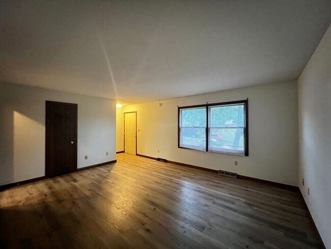 Photo - $2,200 | 4 Bedroom, 2.5 Bathroom Multi Flo...