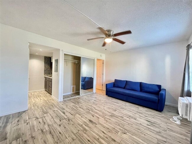 Photo - 4139 Dolphin Dr