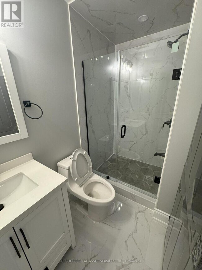Photo - 453 Thornborrow Ct