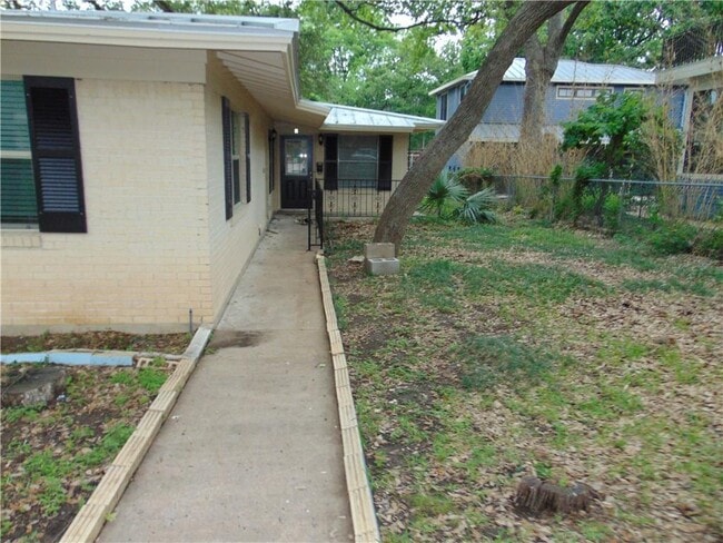 Photo - 3904 Bailey Lane