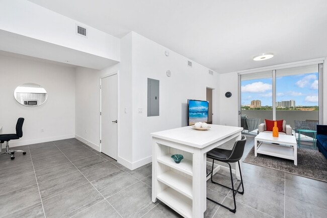 Photo - Zoi House Grove