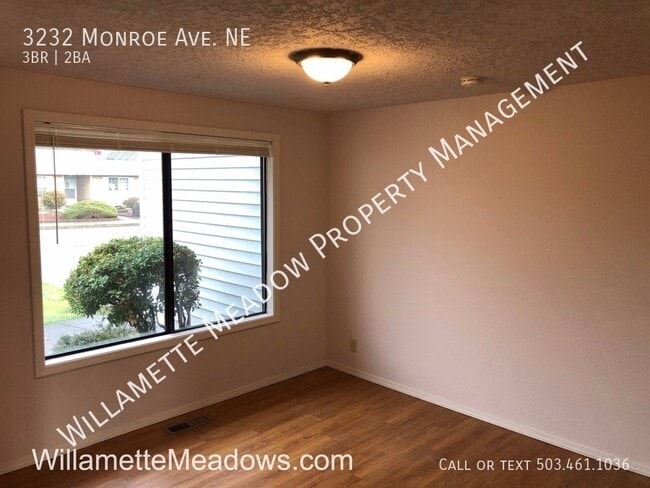 Photo - 3232 Monroe Ave NE