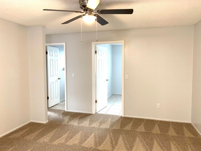 Photo - 609 Croton Rd