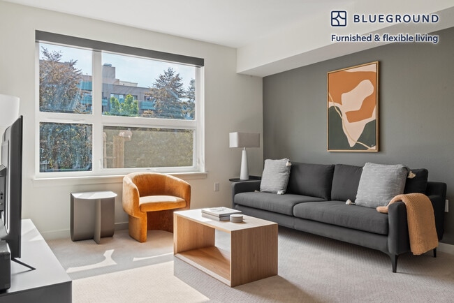 Photo - 330 3rd Ave W Unit SI FL5-ID471