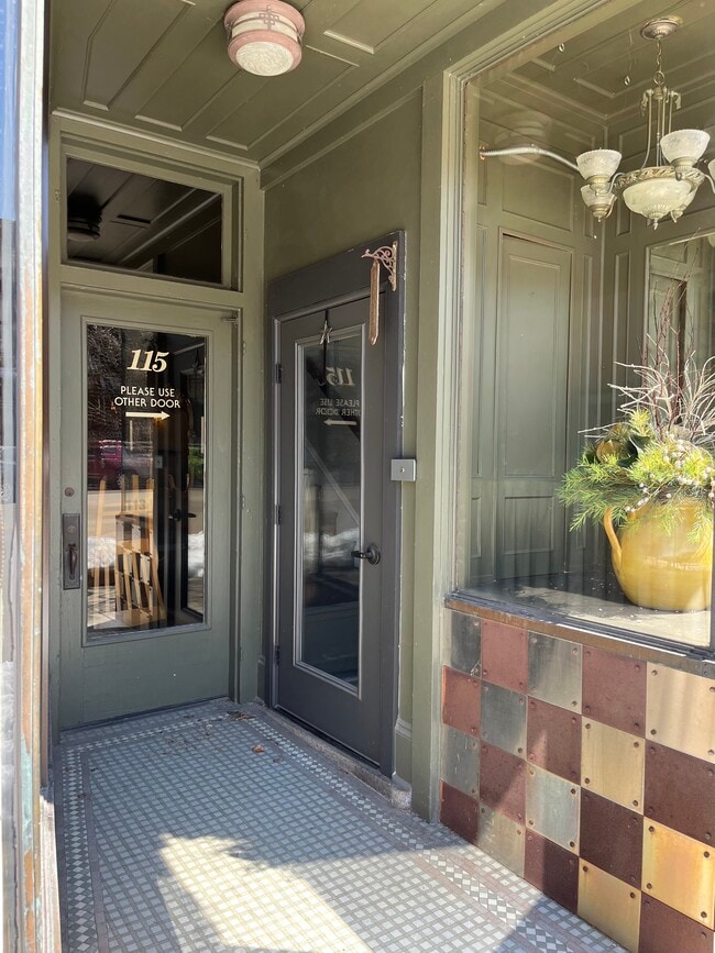 Photo - 113 W Wisconsin Ave